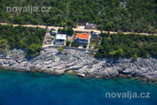 Apartmány v severních zátokách ostrova Hvar